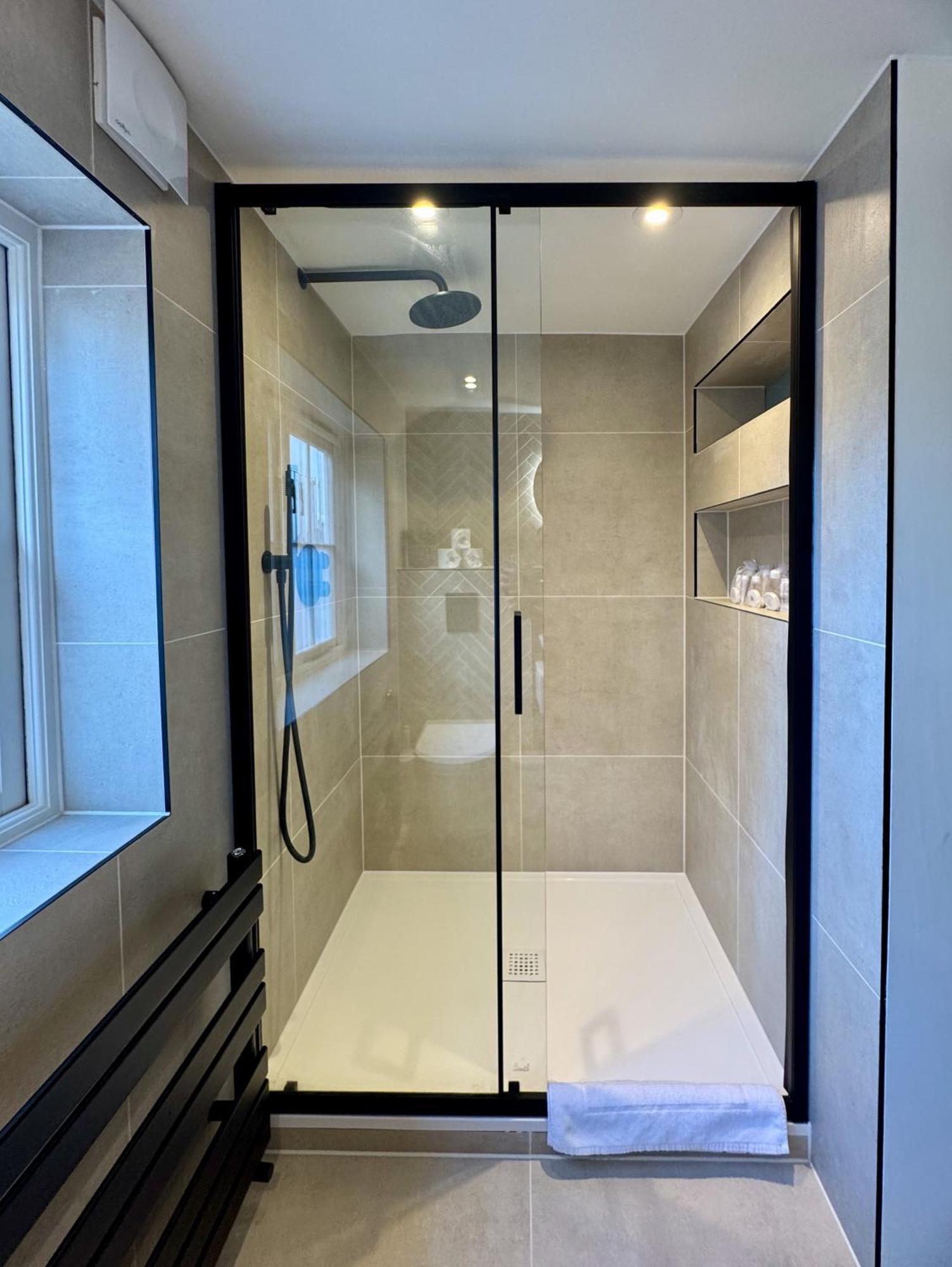 Beautiful One Bedroom Apartment In Soho London Bagian luar foto